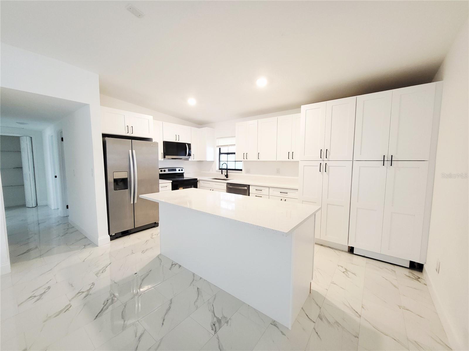 WHISPERING PINES ESTATES - Residential Lease