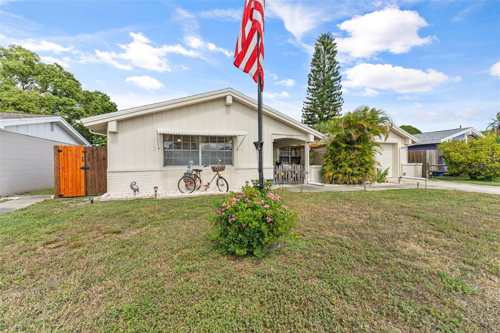 BEACON SQUARE - Residential
