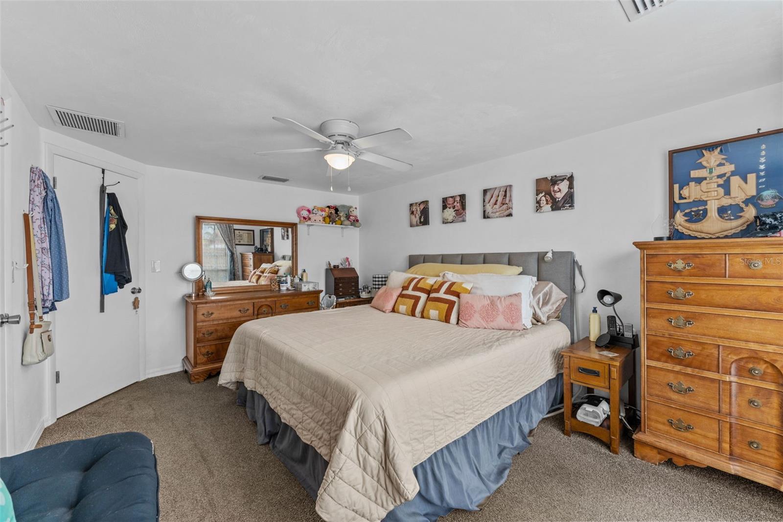 BEACON SQUARE - Residential