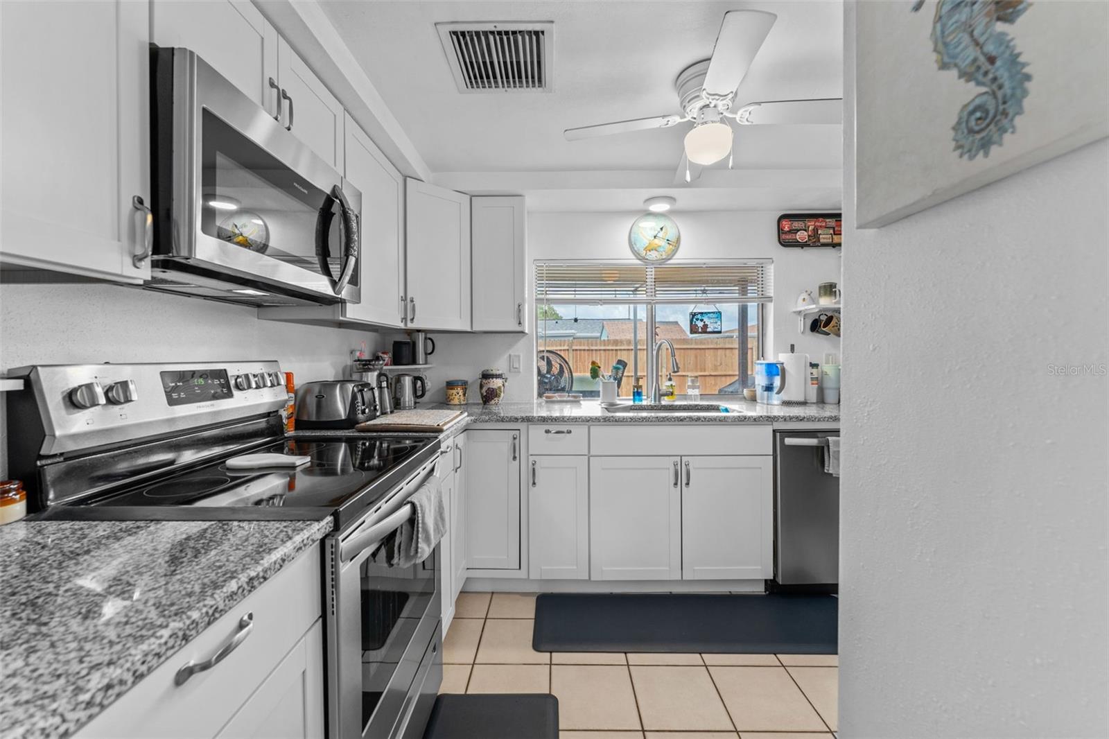 BEACON SQUARE - Residential
