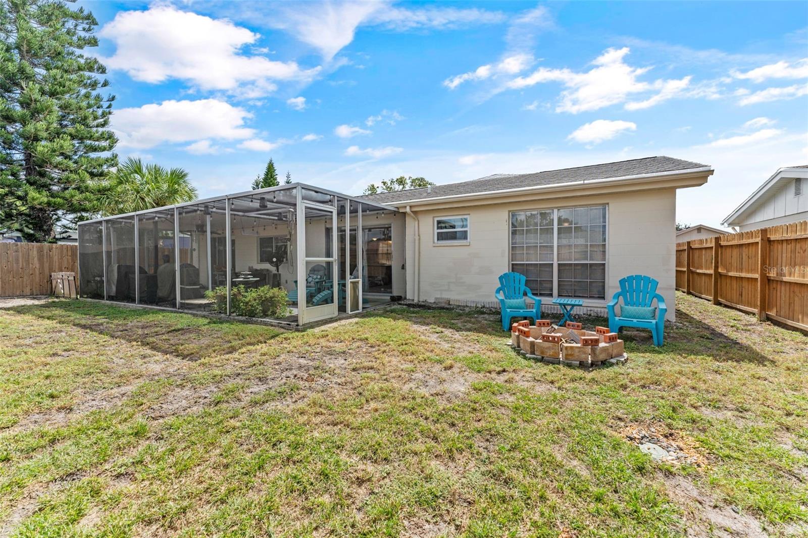 BEACON SQUARE - Residential