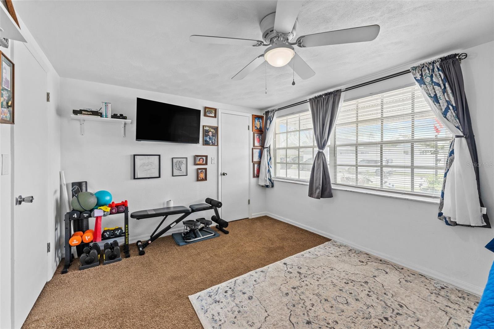 BEACON SQUARE - Residential