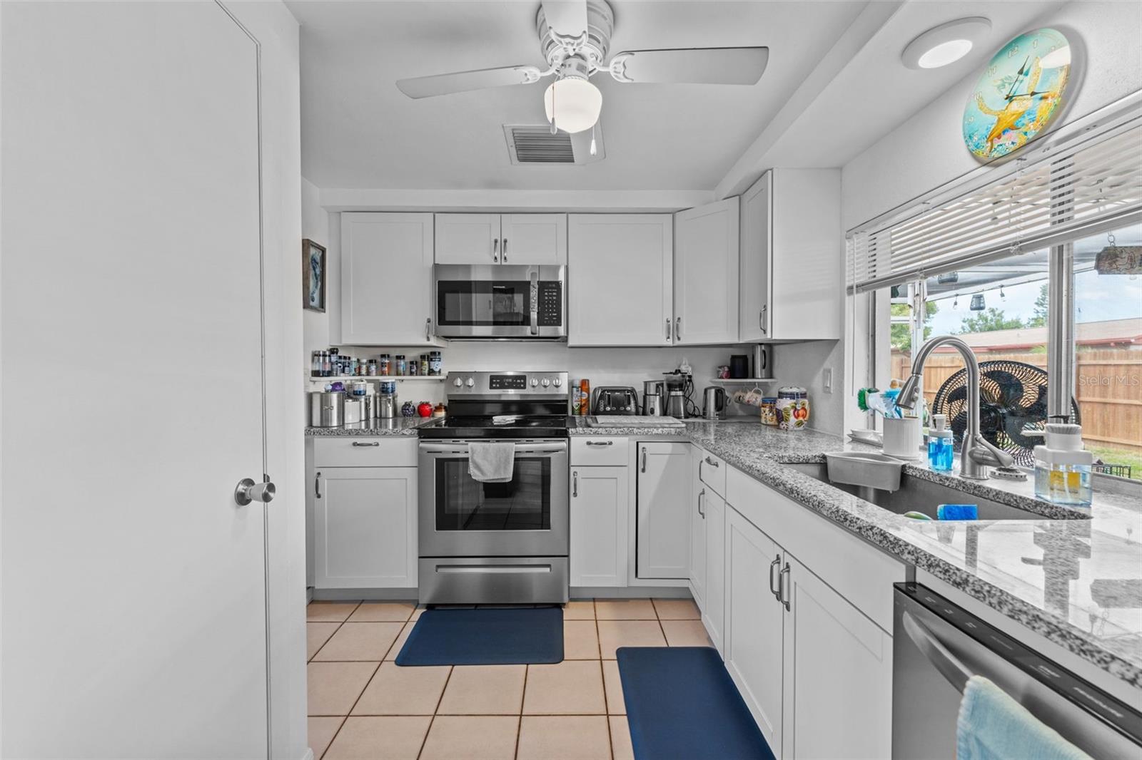 BEACON SQUARE - Residential