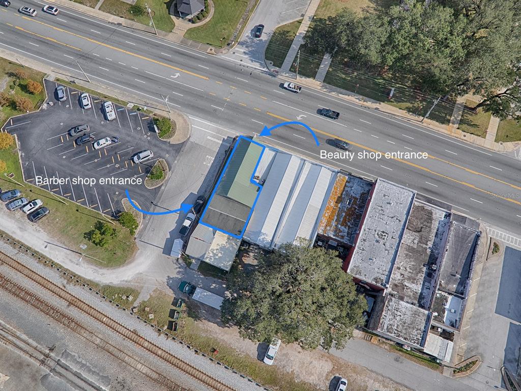 MASONS EXT DENHAM SUR - Commercial Sale