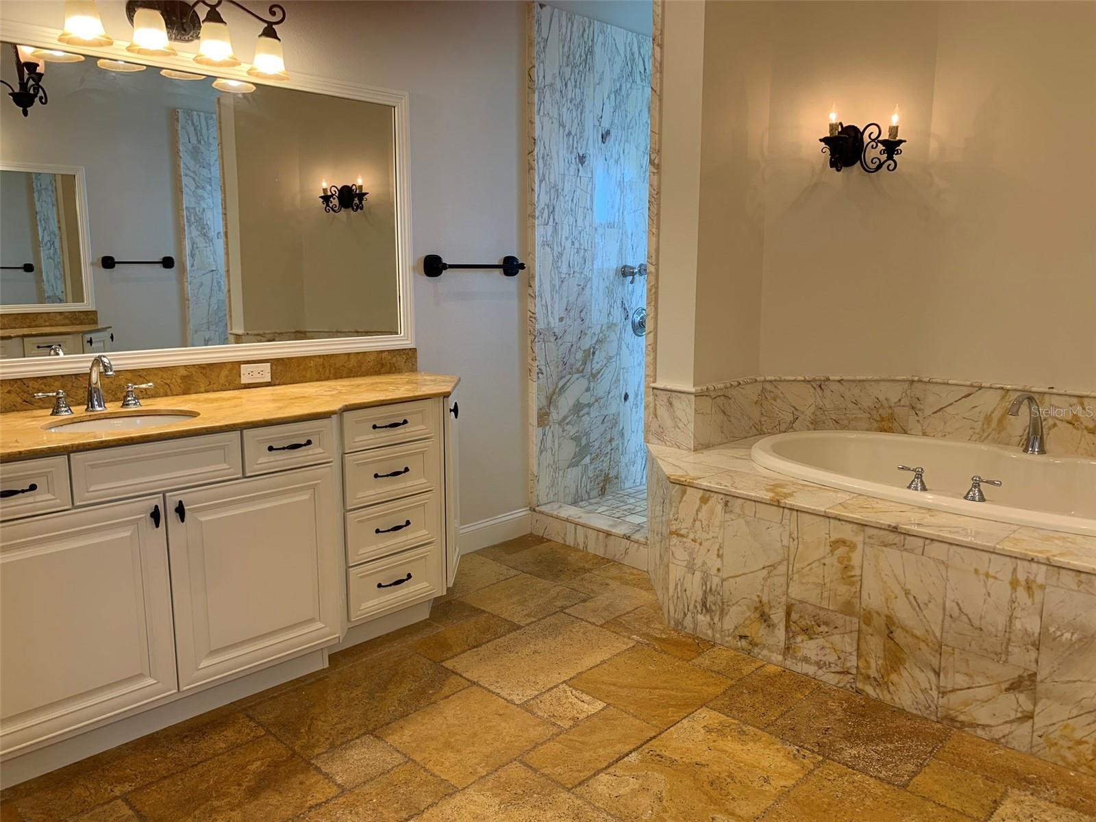 SHORE ACRES EDGEWATER SEC - Residential