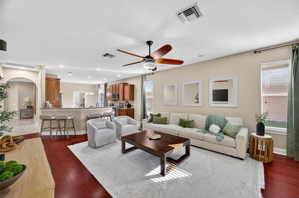 Photo of 7710 Tuscany Woods Drive, Tampa, FL 33647 (MLS # TB8483598)