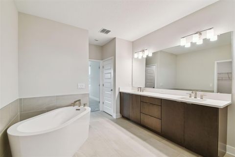 A home in TAMPA