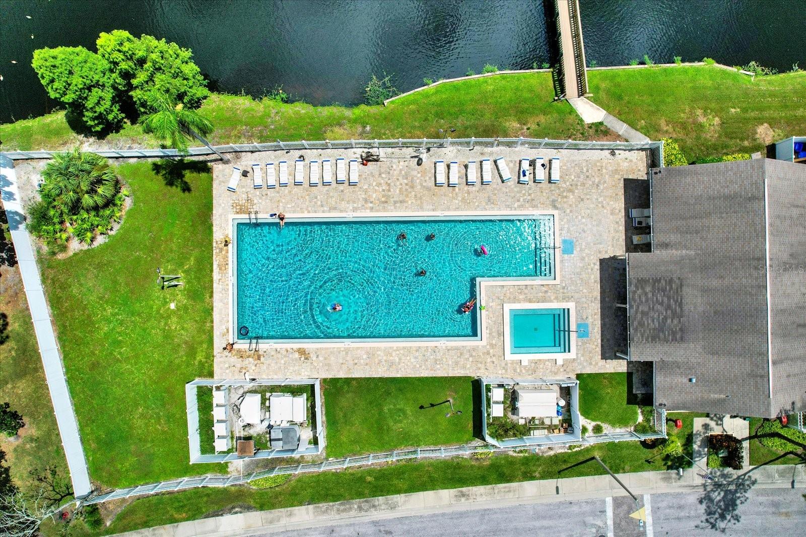 LAKE FOREST CONDO - Residential