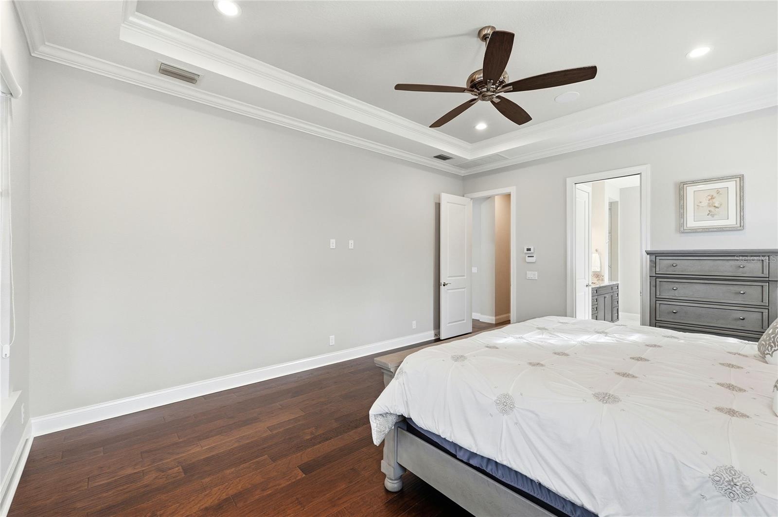 EMERALD PALMS - Residential