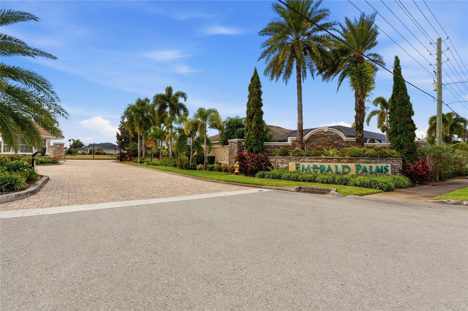 EMERALD PALMS - Residential