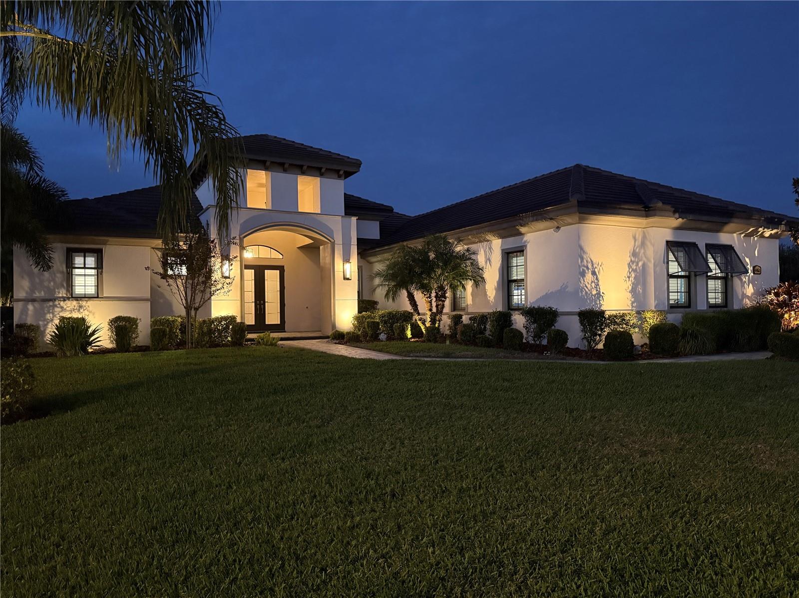 EMERALD PALMS - Residential