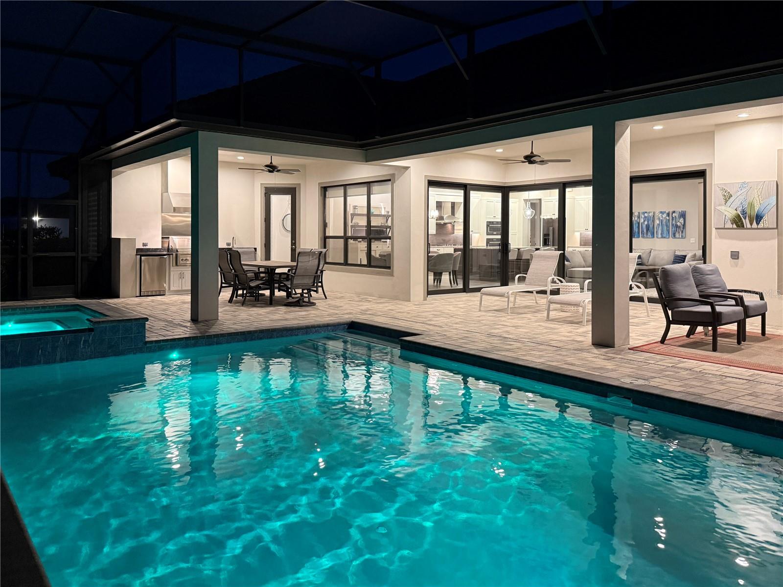 EMERALD PALMS - Residential