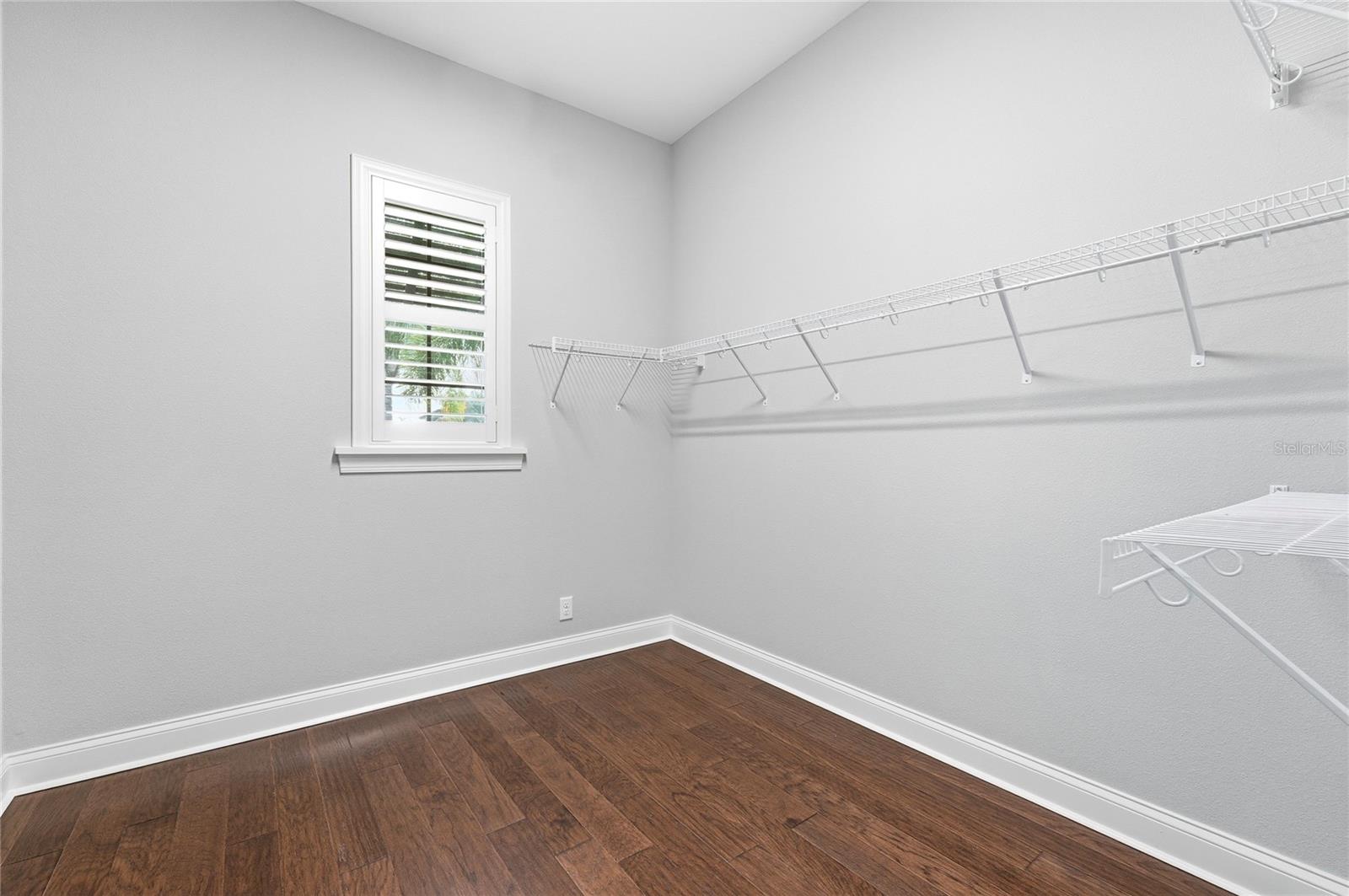 EMERALD PALMS - Residential