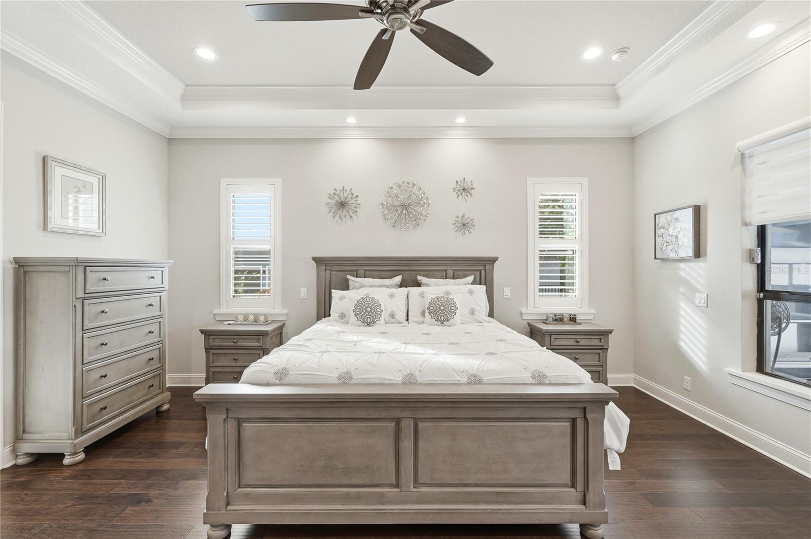 EMERALD PALMS - Residential