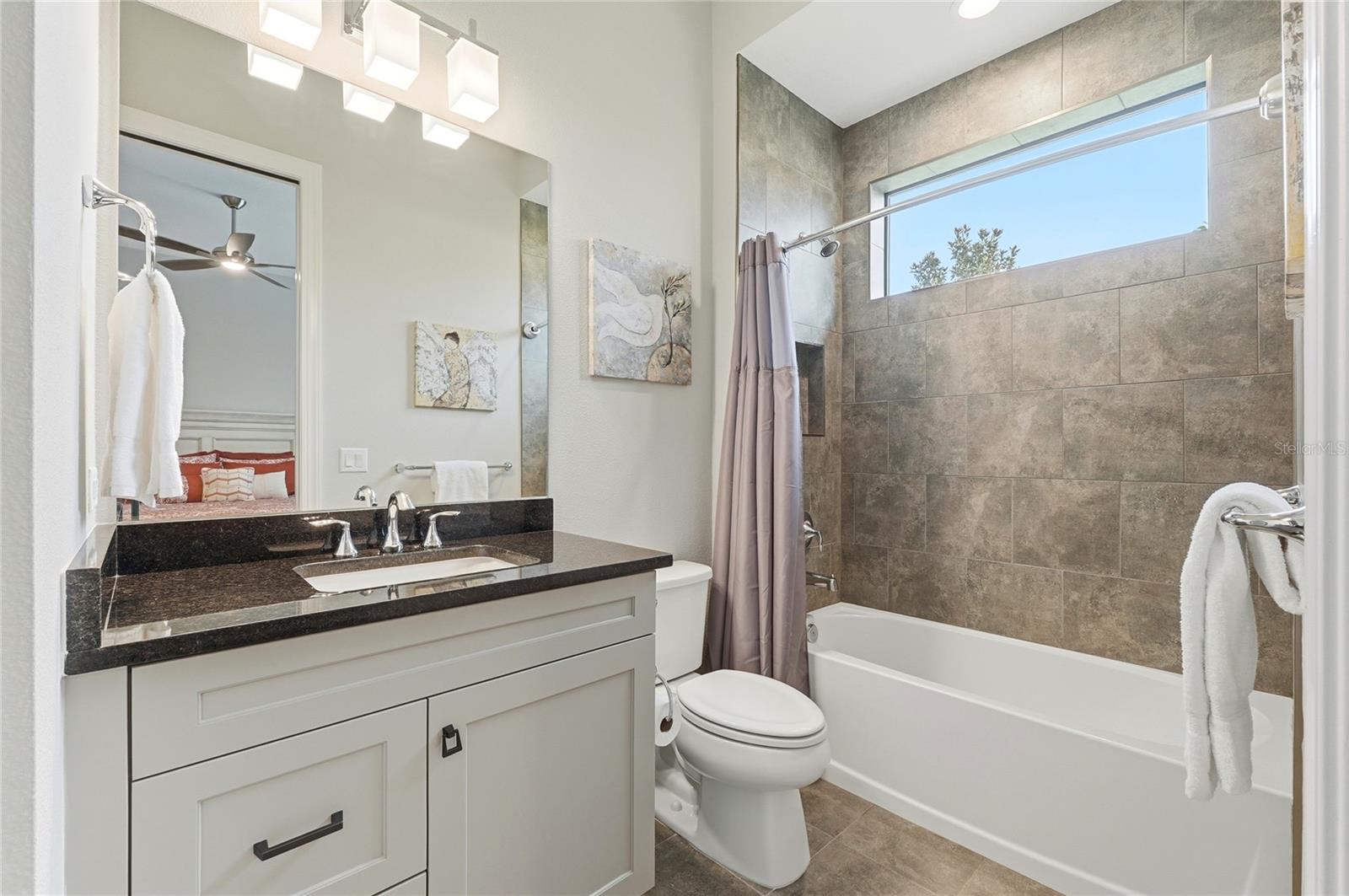 EMERALD PALMS - Residential