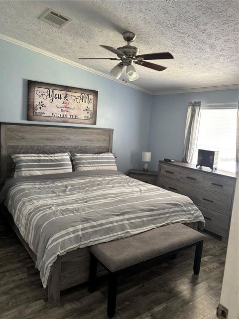 A home in PUNTA GORDA