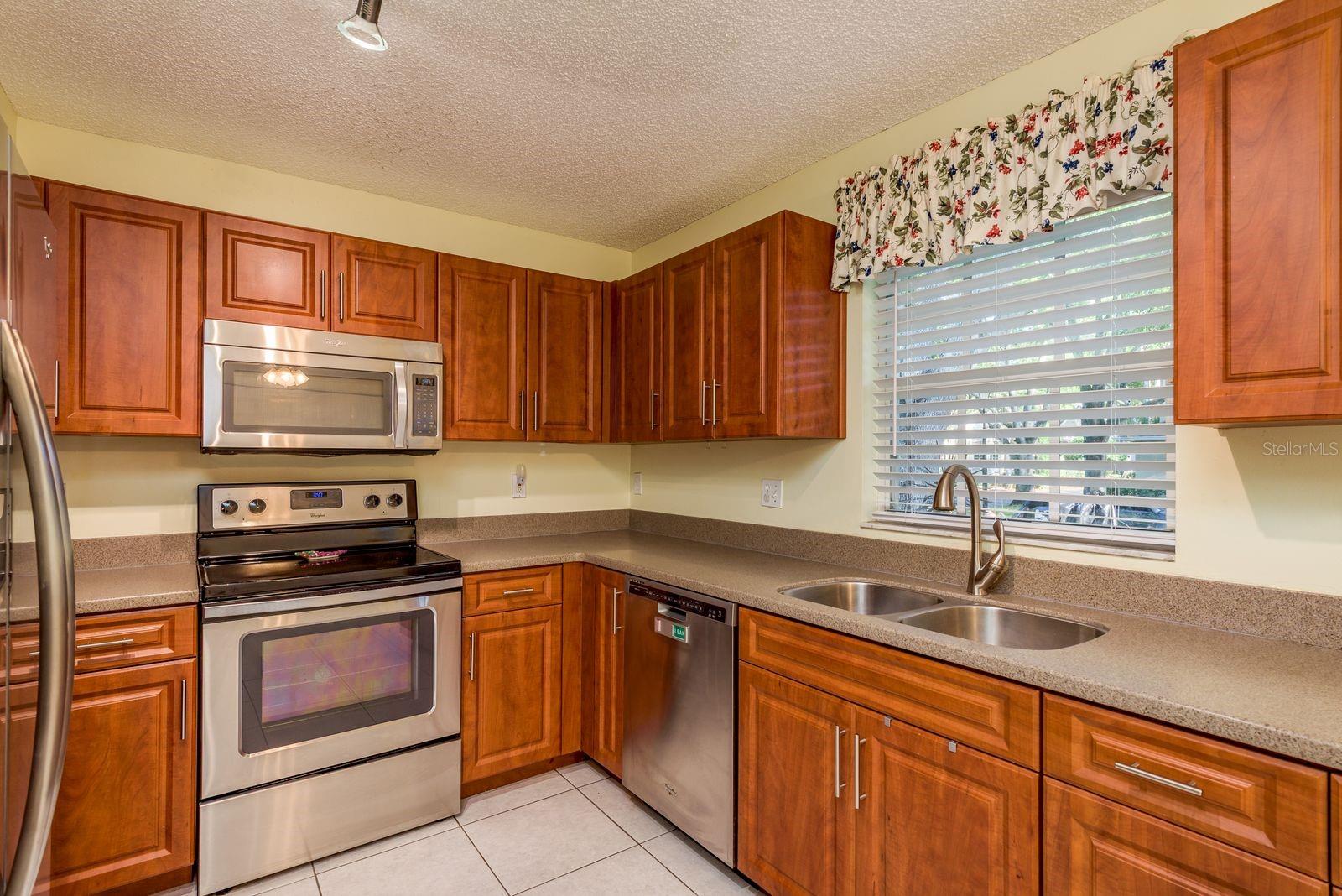 GLENBROOK EAST - Residential