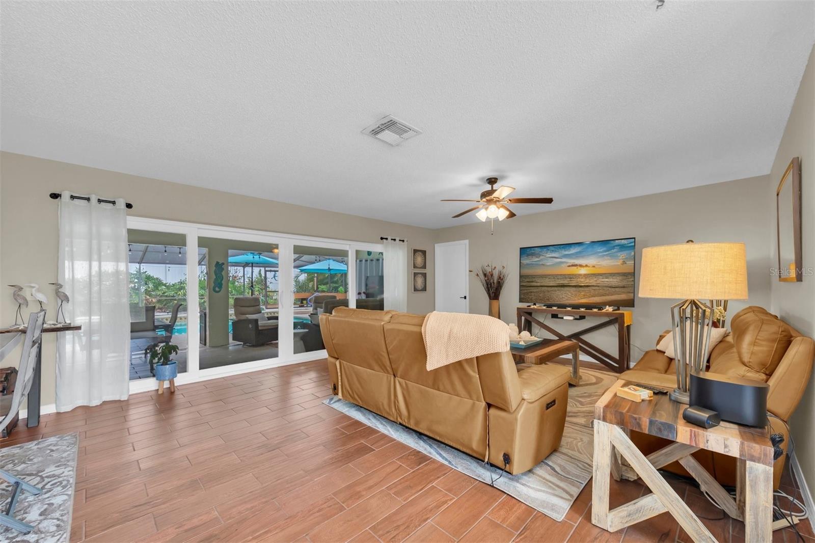 207 AMESBURY CIRCLE