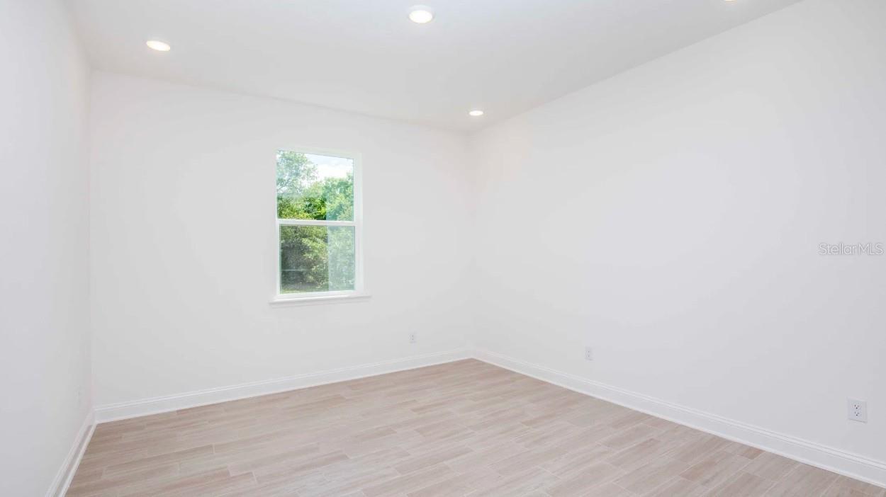 APPLEWOOD RESERVE - Residential