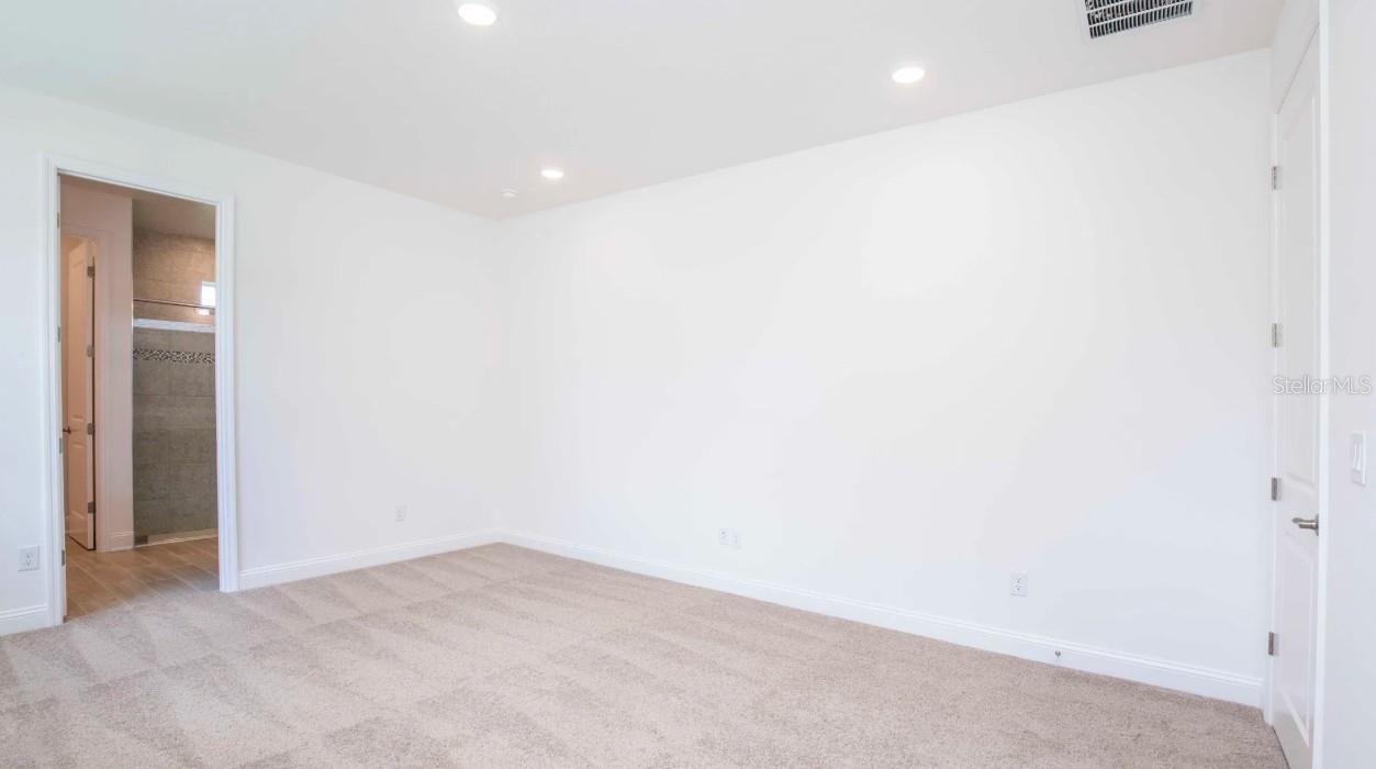 APPLEWOOD RESERVE - Residential