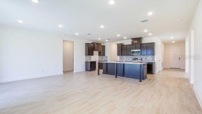 APPLEWOOD RESERVE - Residential