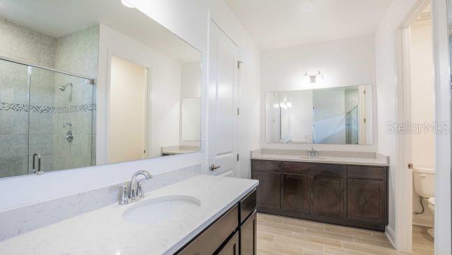 APPLEWOOD RESERVE - Residential