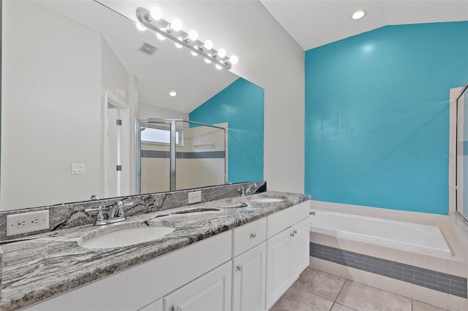 VILLAROSA PH 1B1 - Residential