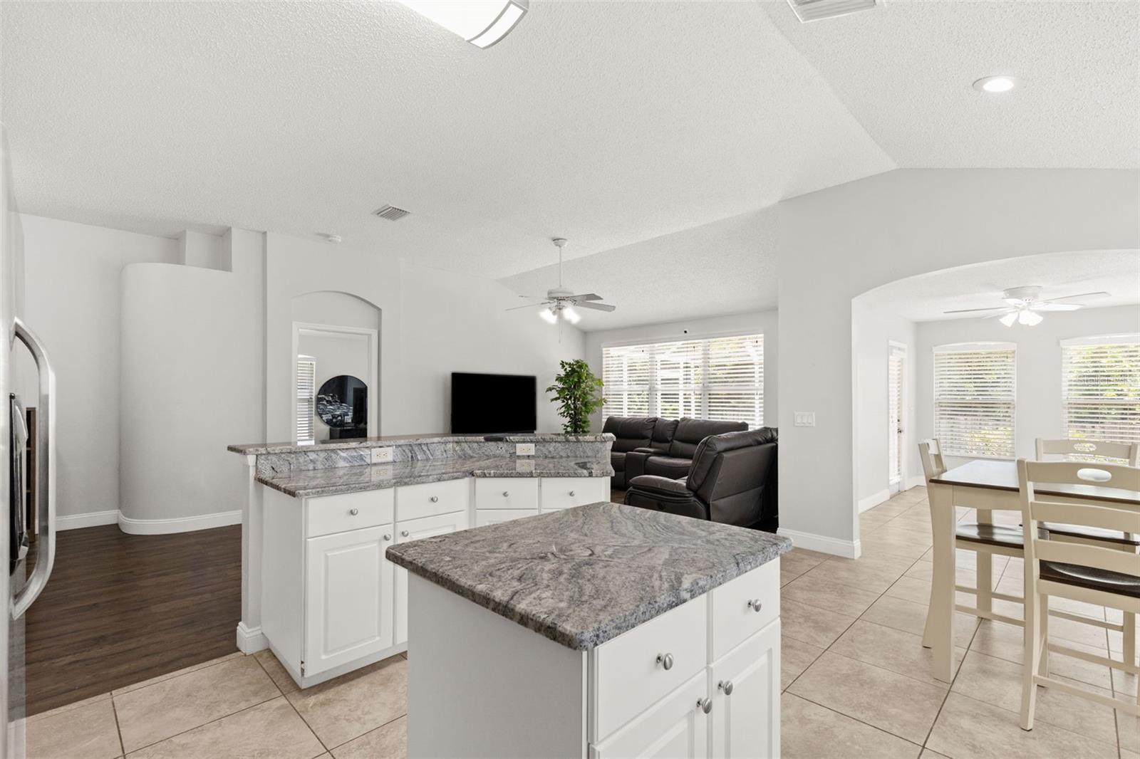 VILLAROSA PH 1B1 - Residential