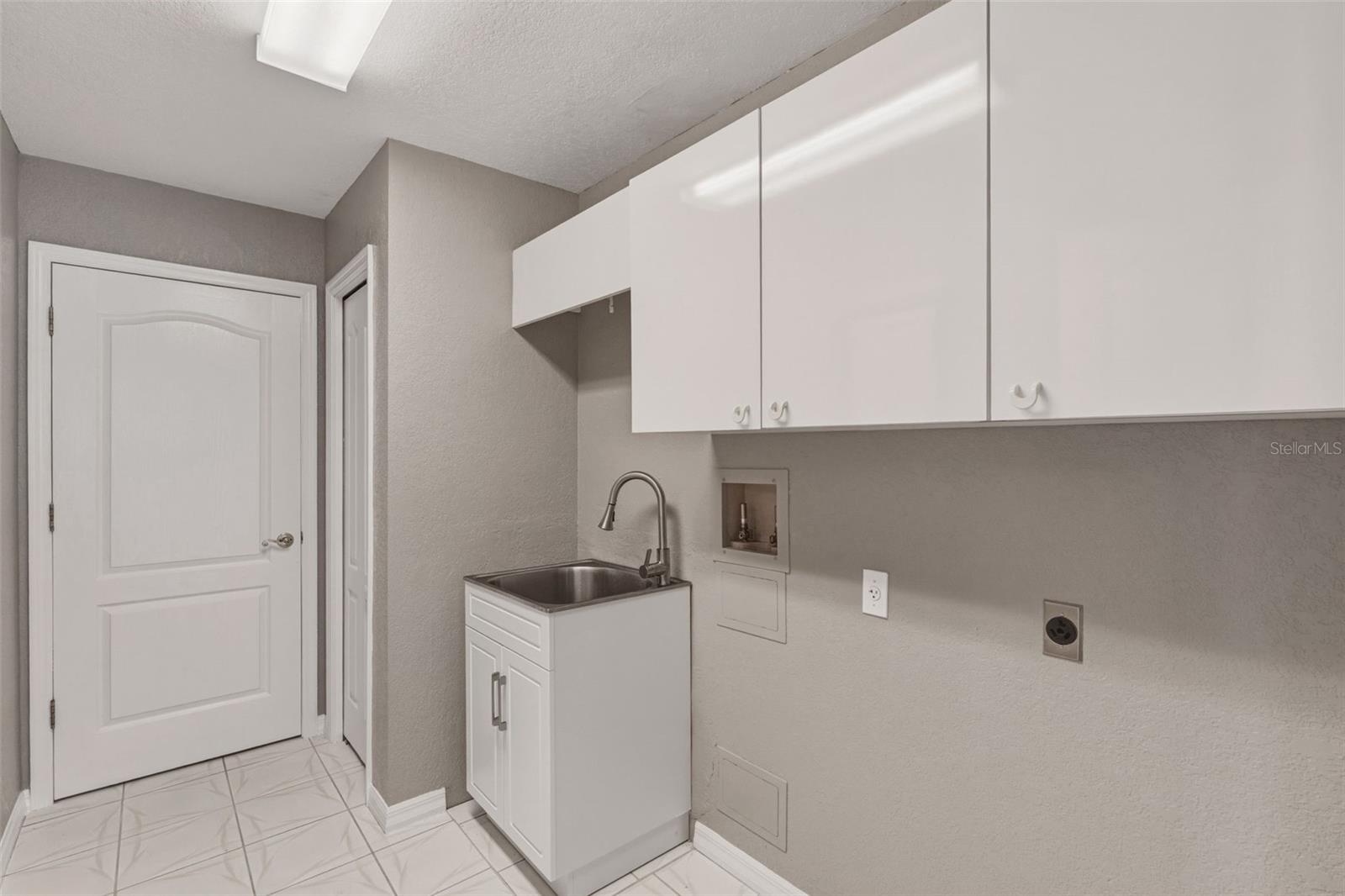 PUNTA GORDA ISLES SEC 23 - Residential