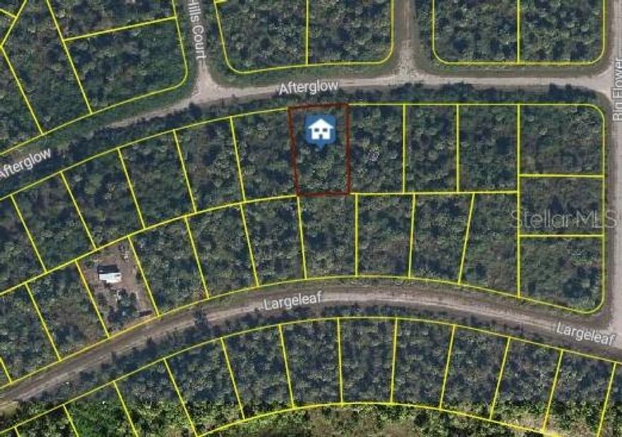 Beautiful Vacant Lot for Investment or Future Build — Non-Flood Zone, No HOA, and a Peaceful Setting in the Growing City of North Port, Florida! Conveniently located near I-75, shopping, dining, golf courses, stunning beaches, world-class fishing, and more