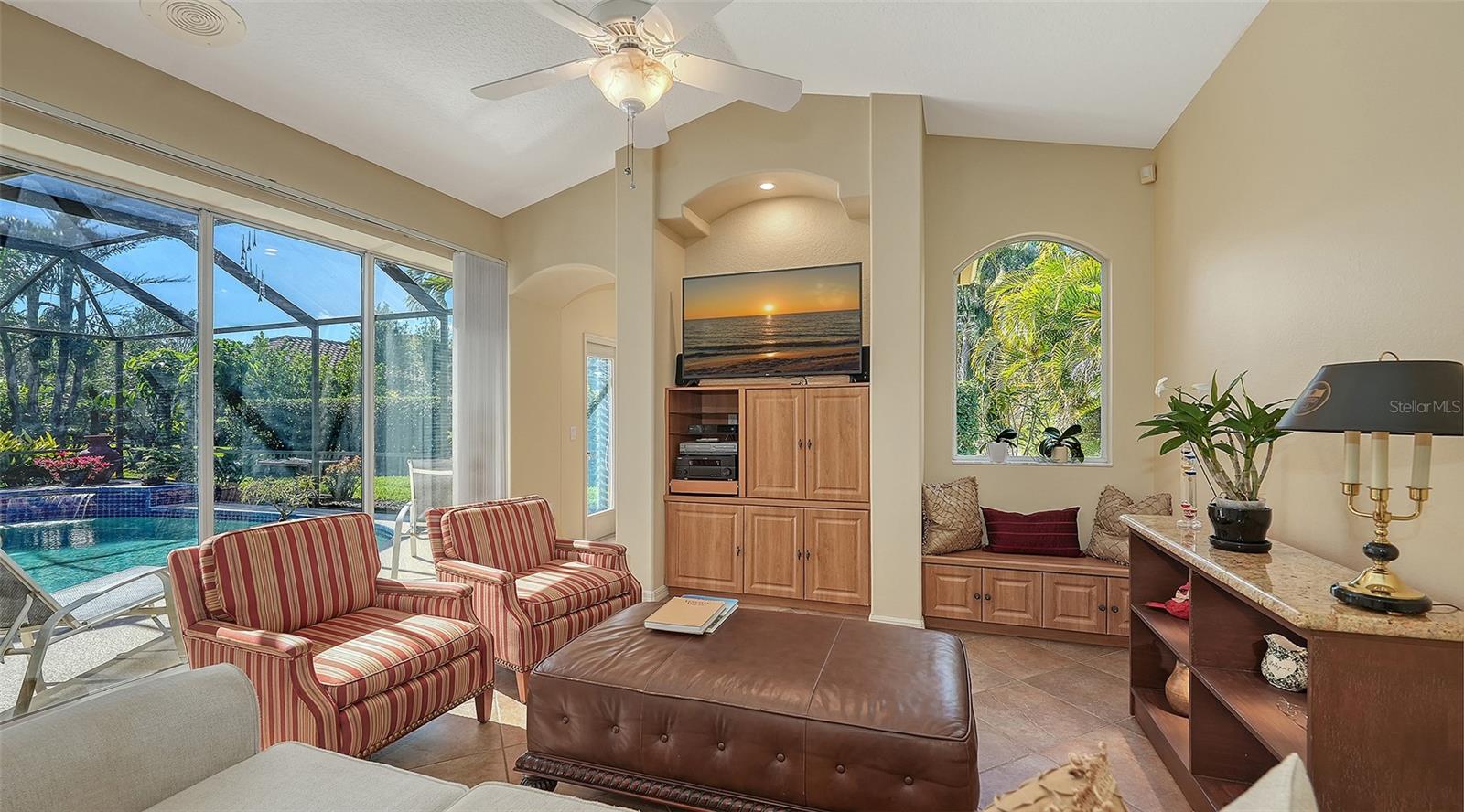 TURTLE ROCK - Residential