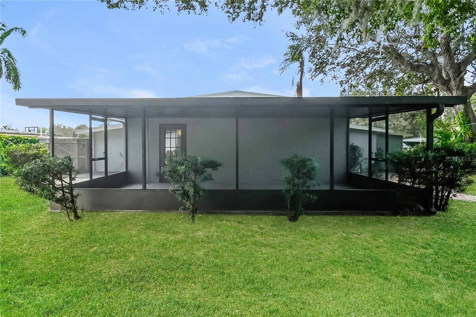 KENSINGTON PARK - Residential Lease