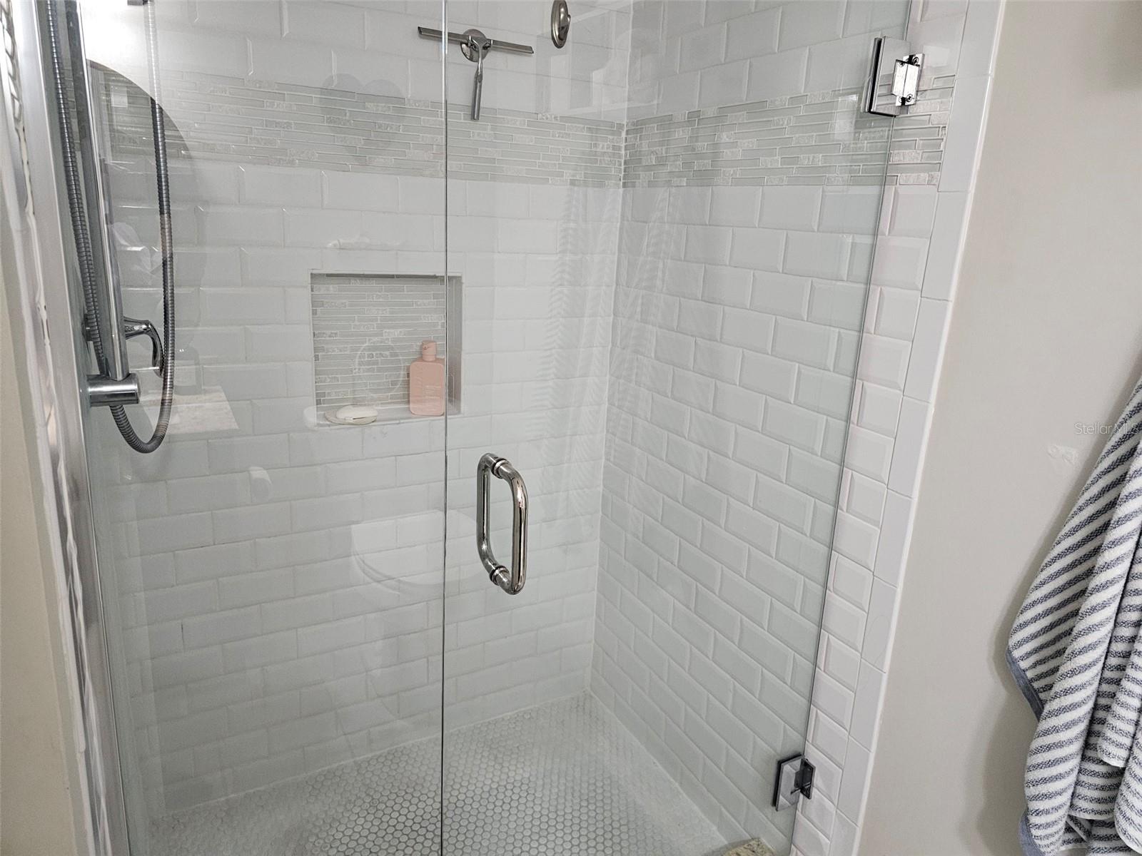 EL CONQUISTADOR VILLAGE 1 SEC 2 - Residential Lease