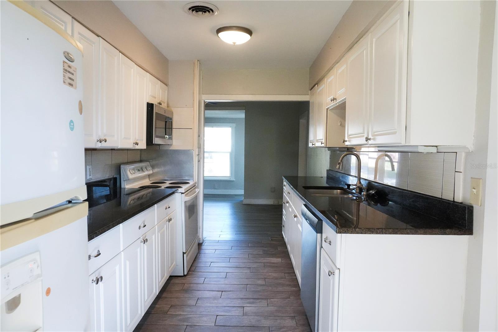 HOME ACRES UNIT 01 - Residential