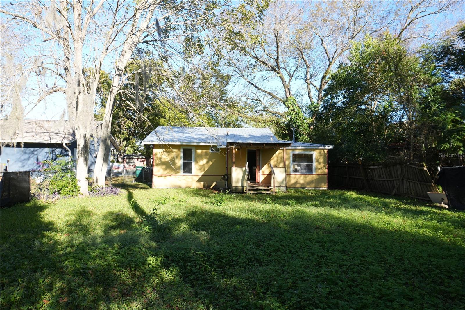 HOME ACRES UNIT 01 - Residential