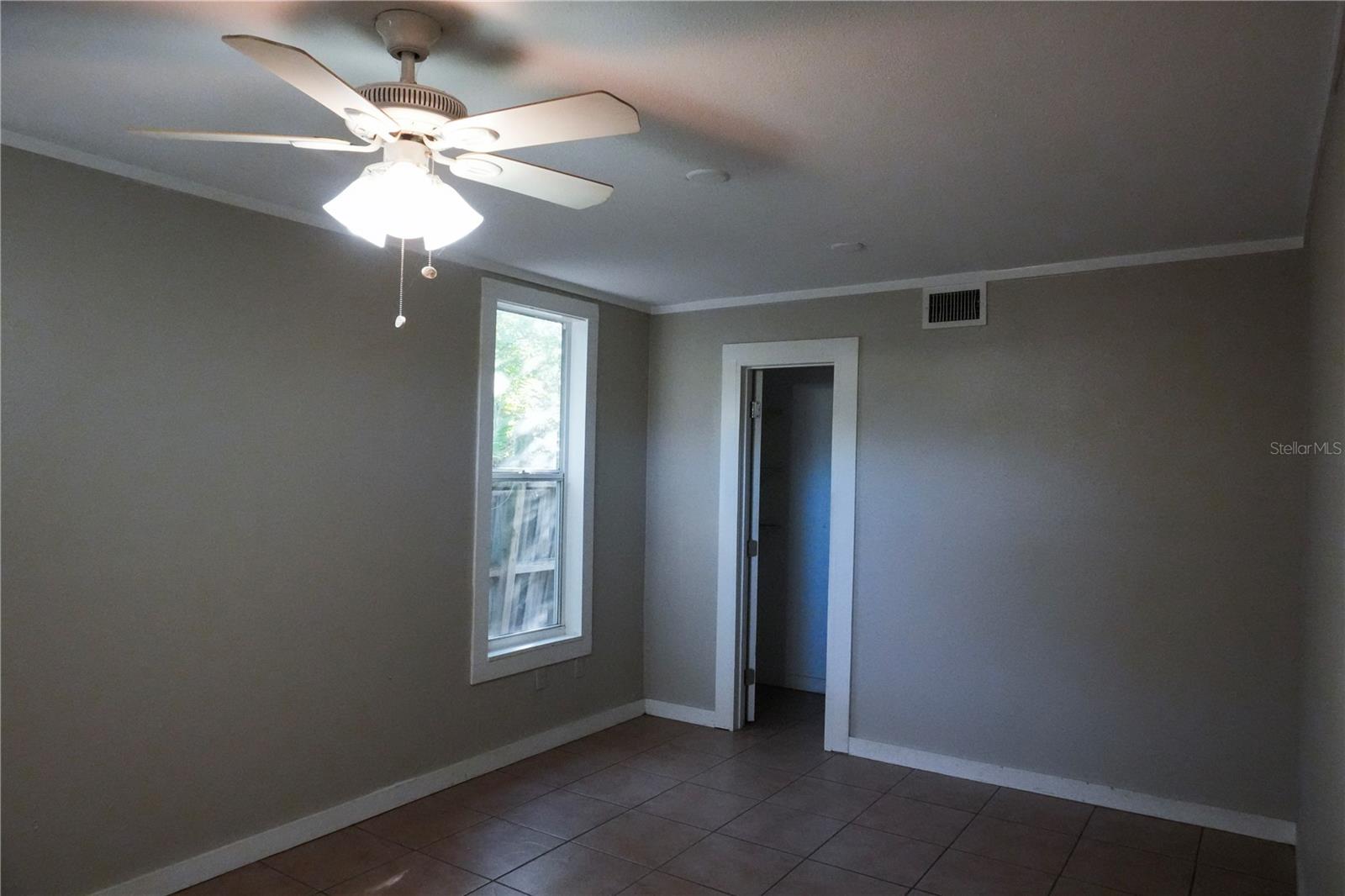 HOME ACRES UNIT 01 - Residential