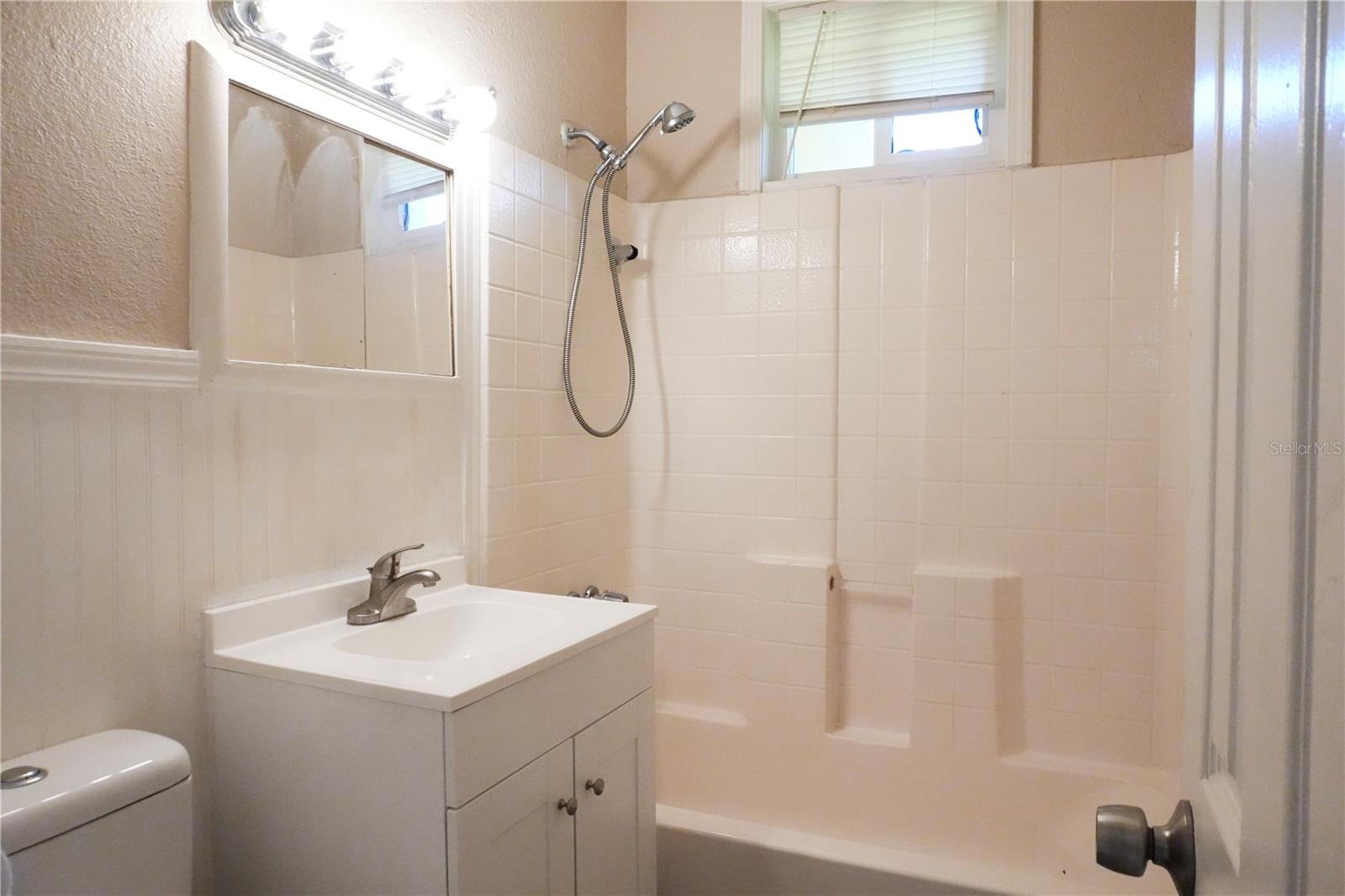 HOME ACRES UNIT 01 - Residential