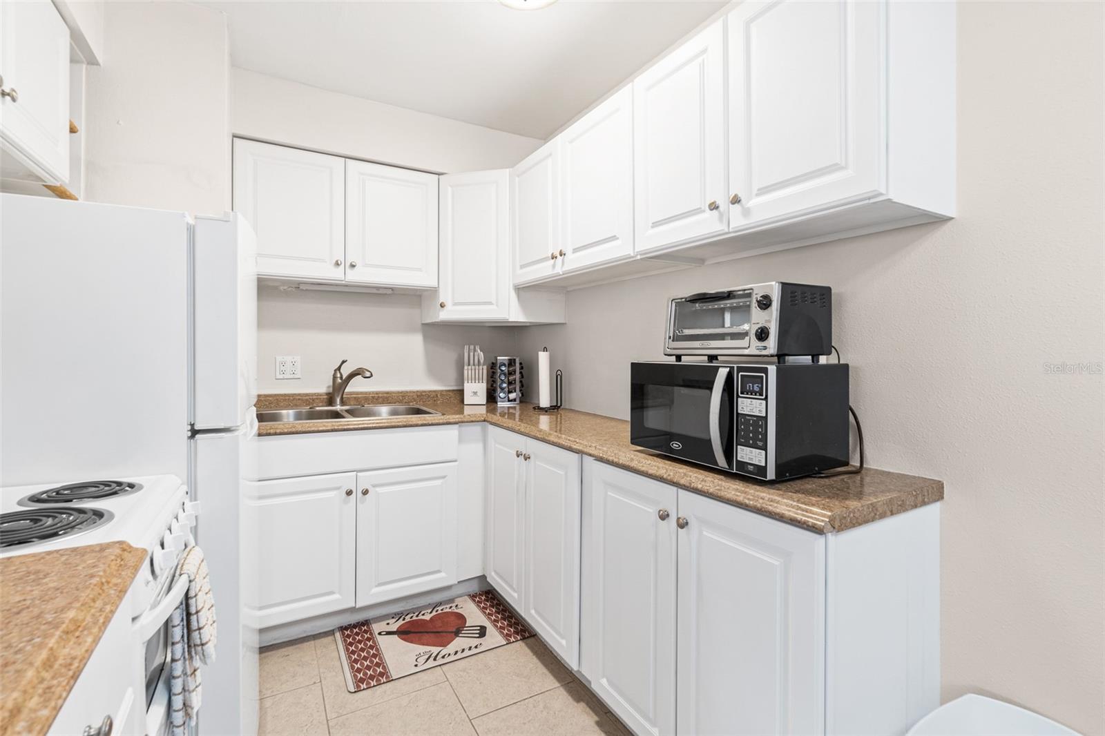 LAMP POST APTS CONDO - Residential