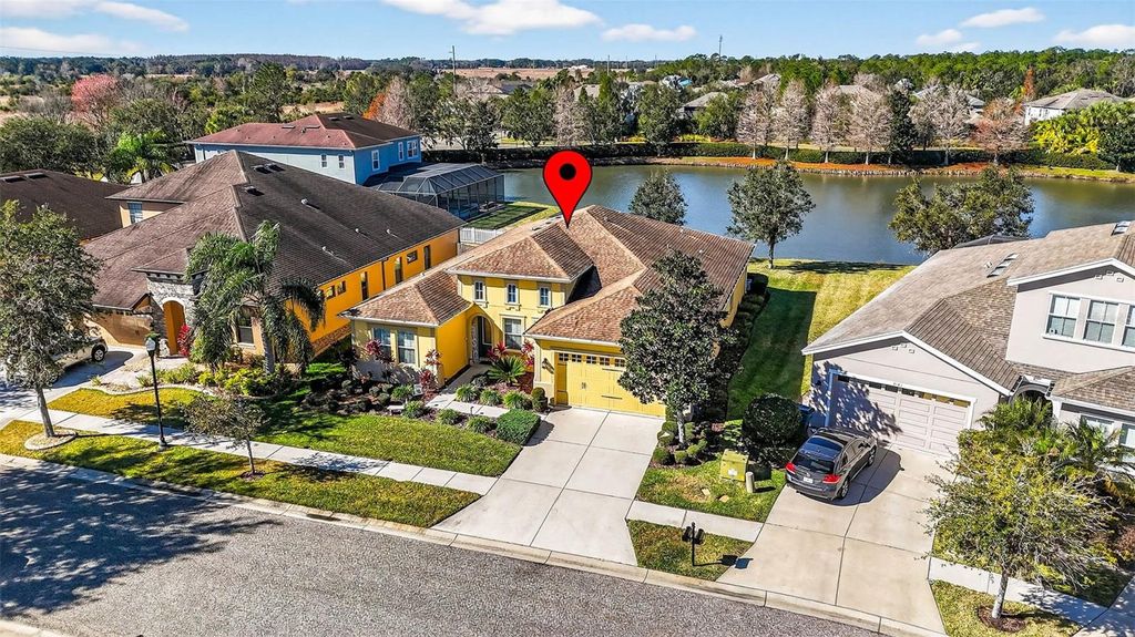 Photo of 7035 Peregrina Loop, Wesley Chapel, FL 33545 (MLS # TB8469900)