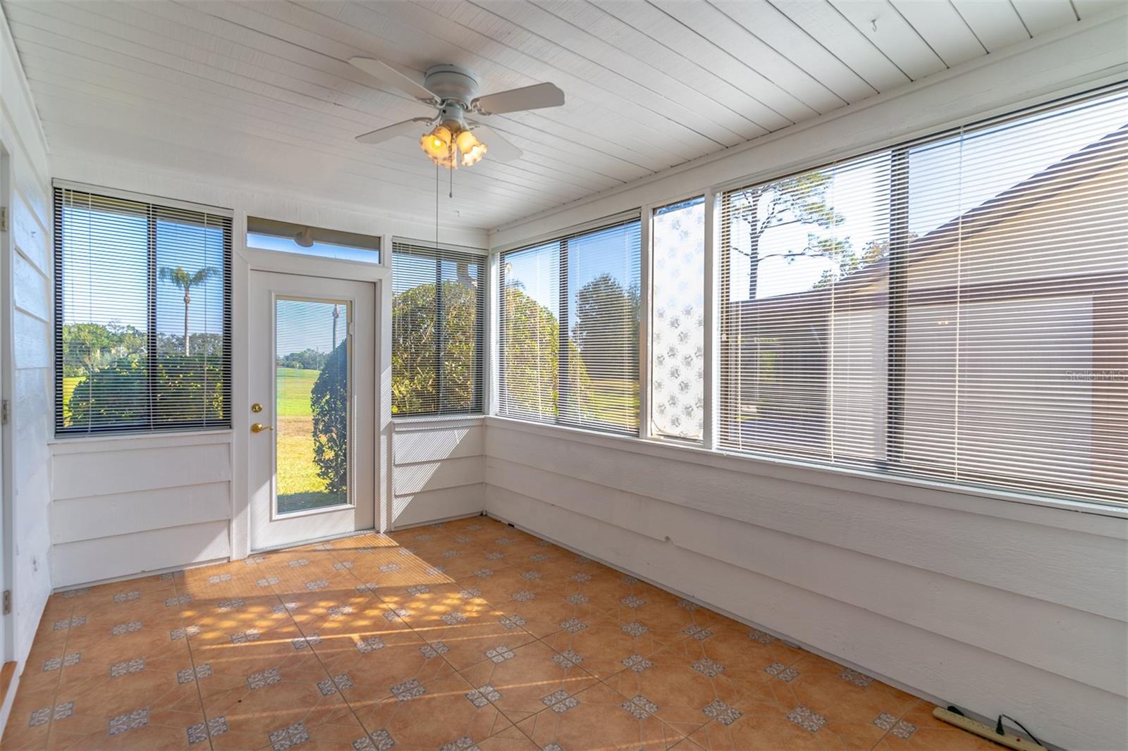 WEKIVA CLUB ESTATES SEC 01 - Residential