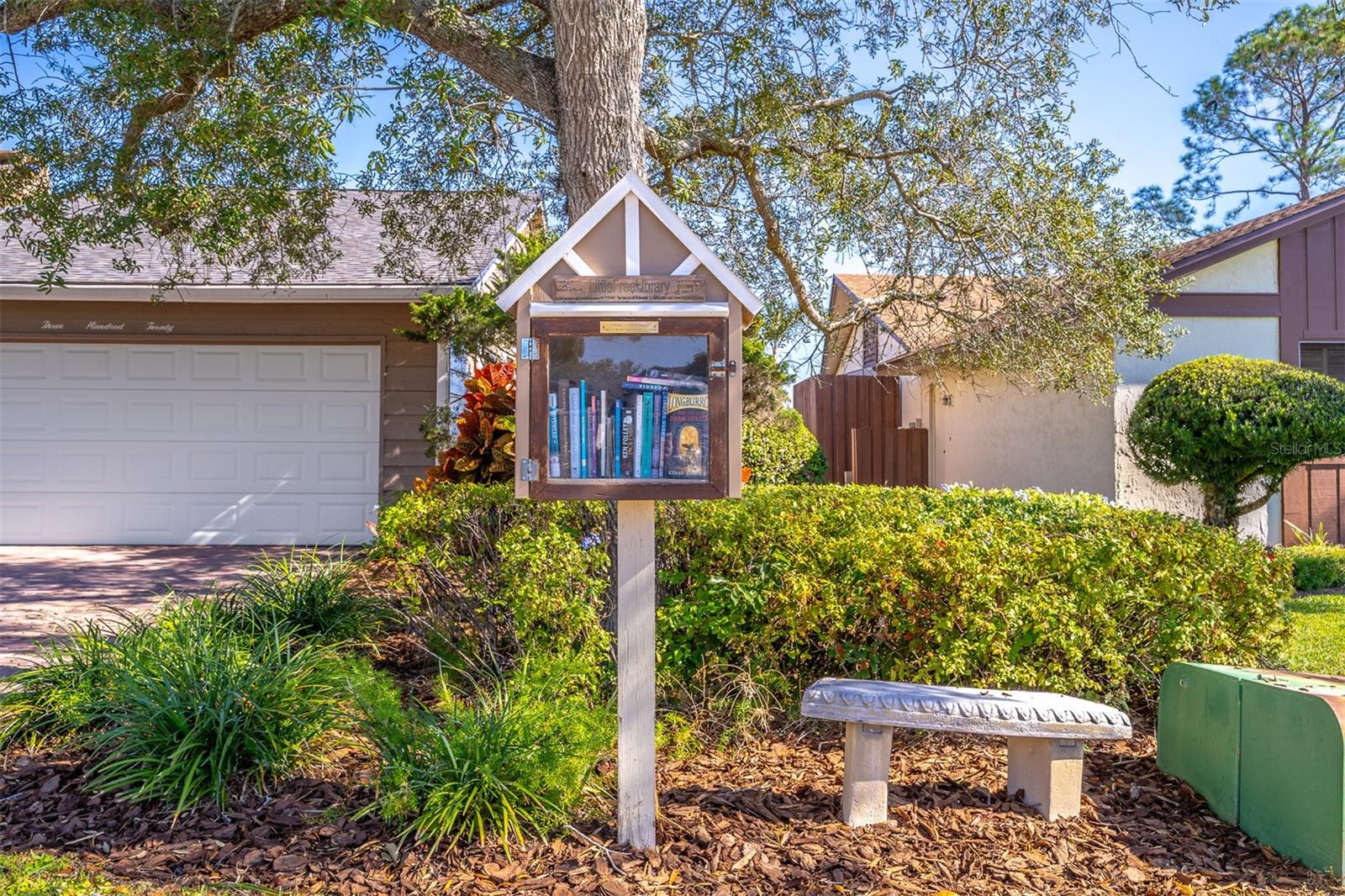 WEKIVA CLUB ESTATES SEC 01 - Residential