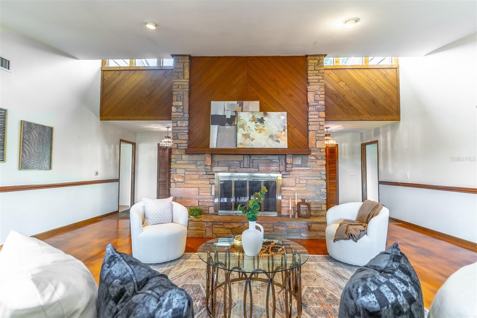 WEKIVA CLUB ESTATES SEC 01 - Residential