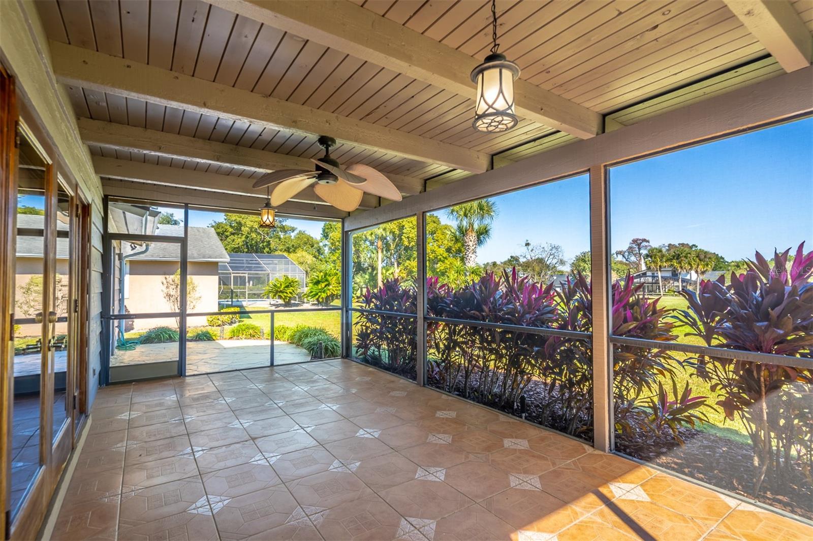 WEKIVA CLUB ESTATES SEC 01 - Residential