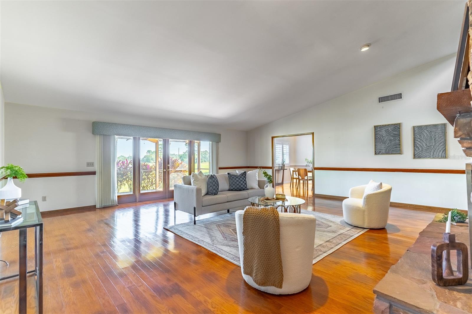 WEKIVA CLUB ESTATES SEC 01 - Residential