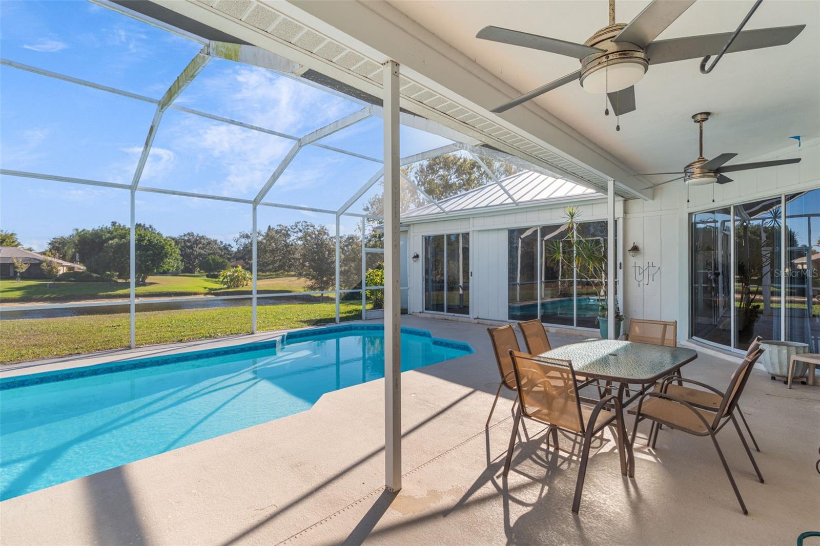 COUNTRY CREEK - Residential