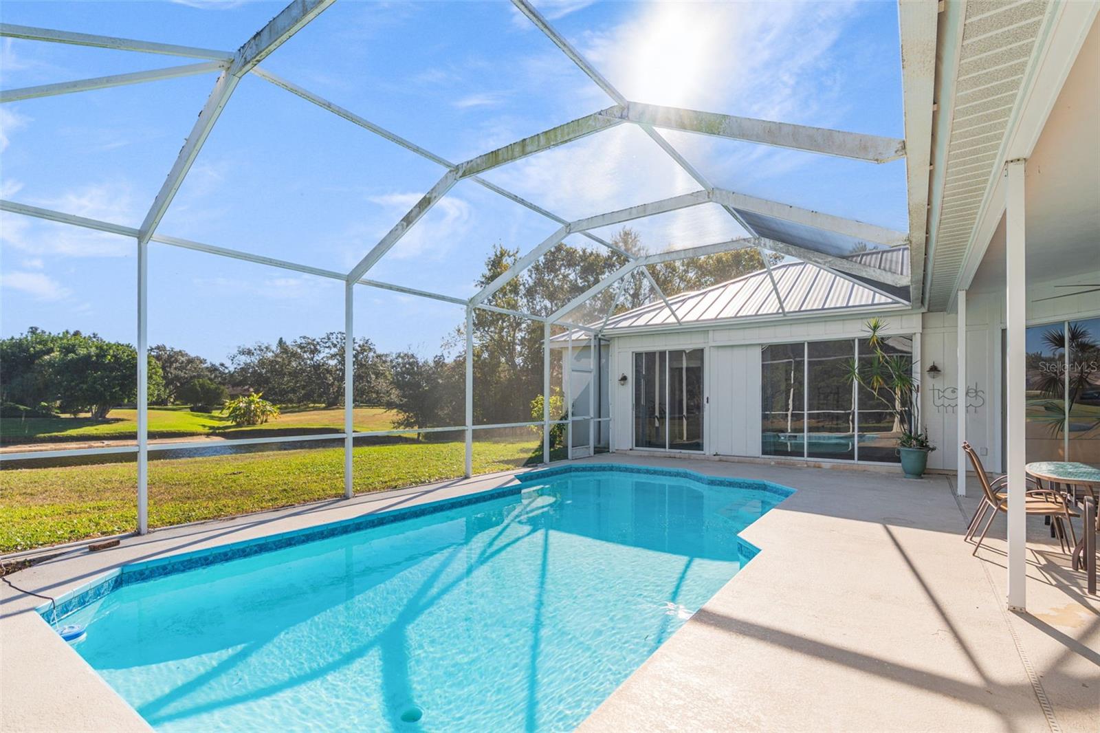 COUNTRY CREEK - Residential