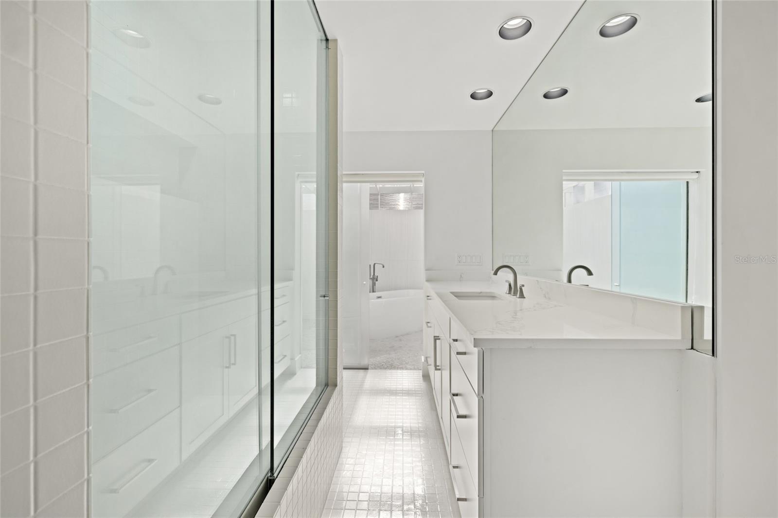 SAPPHIRE SHORES RESUB BLK M - Residential