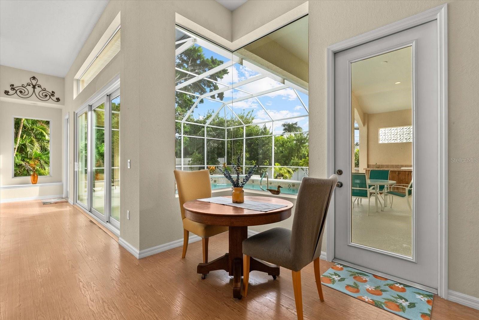 LAUREL OAK PARK - Residential
