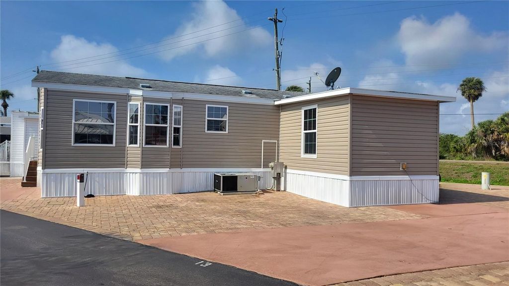 Photo of 7950 State Road 78 W #12+13, Okeechobee, FL 34974 (MLS # OK224951)