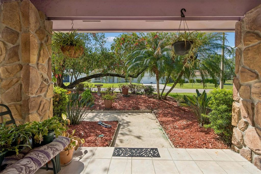 Photo of 9004 Hogans Bend, Tampa, FL 33647 (MLS # TB8489705)